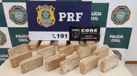 PRF e Polícia Civil apreendem mais de 20 quilos de pasta base de cocaína no Rio de Janeiro