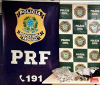 PRF e Polícia Civil apreendem drogas e arma de fogo em São Gonçalo
