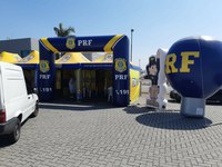 PRF realiza Cinema Rodoviário em Resende