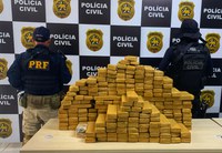 Ação integrada entre PRF e DENARC resulta na apreensão de mais de 130 kg de maconha em Parnamirim/RN