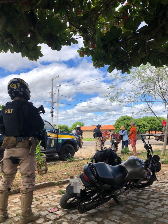 PRF recupera motocicleta adulterada em José da Penha/RN