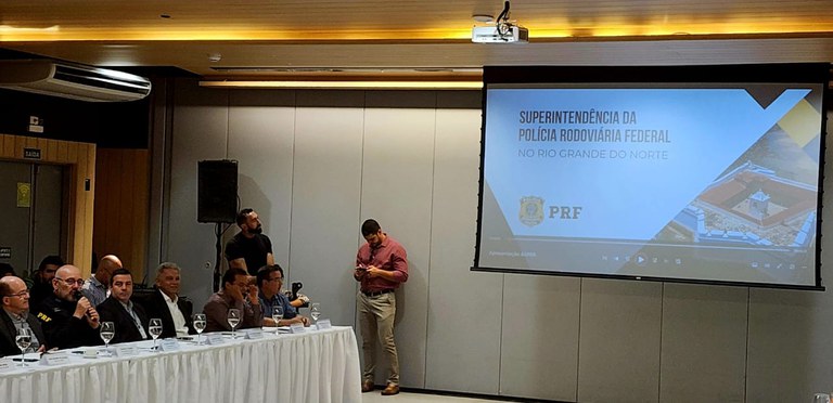 20231116- PRF participa de reunião Capaa.jfif