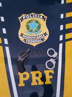 PRF prende homem e apreende arma de fogo em Campo Grande/RN