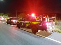 Dois veículos roubados são recuperados pela PRF em Parnamirim/RN