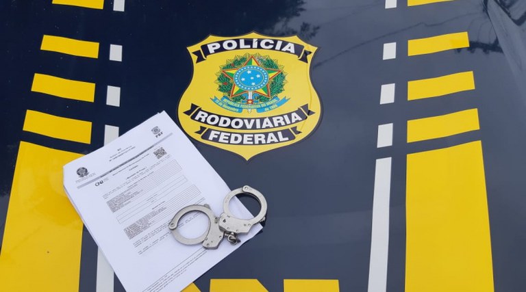 PRF prende procurado da justiça em Macaíba/RN