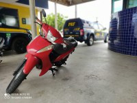PRF apreende motocicleta com sinais de adulteração em Ceará-Mirim/RN