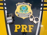 PRF prende homem por embriaguez ao volante após furar bloqueio policial em Natal/RN