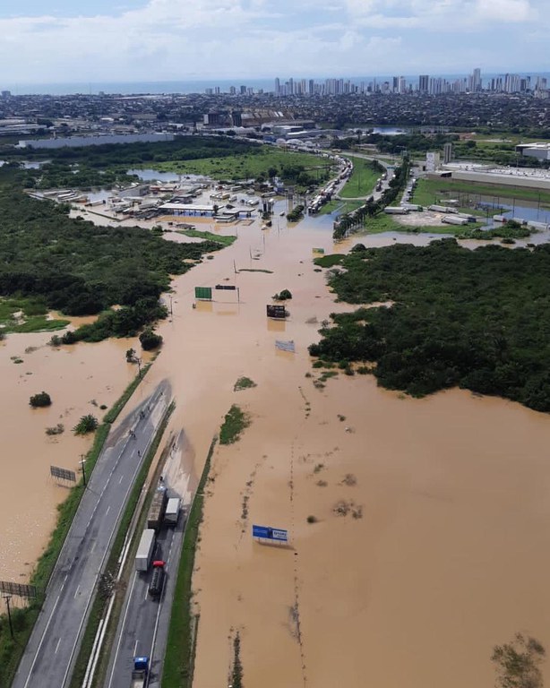 PRF/RN lança campanha de beneficente para vítimas das chuvas em Pernambuco