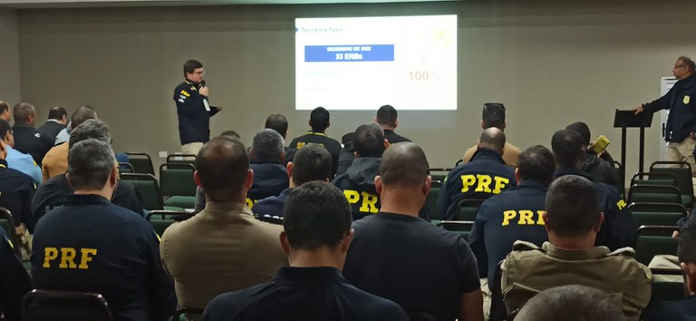 PRF/RN apresenta rede de rádio em Workshop de Comunicação em Foz do Iguaçu/PR