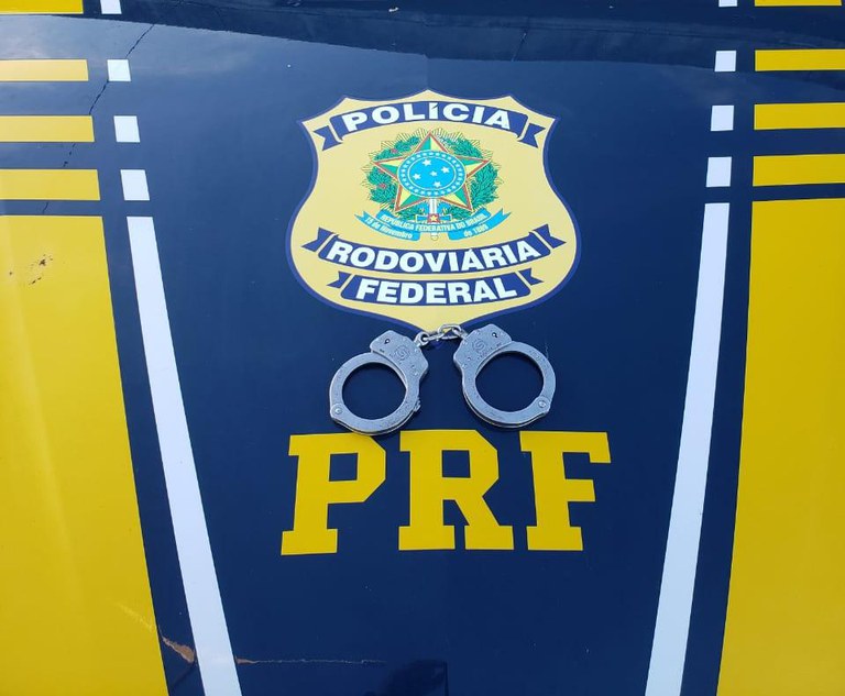 PRF com apoio da DENARC prende em São José de Mipibu/RN traficante procurado pela justiça potiguar