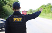 PRF prende condutor envolvido em acidente de trânsito por embriaguez ao volante