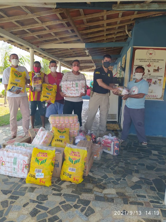 PRF finaliza a entrega de alimentos arrecadados pela campanha “Estrada Solidária” no RN