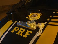 Traficante é preso pela PRF trazendo drogas da fronteira com o Uruguai