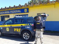 PRF prende foragida da justiça em carro de aplicativo em Eldorado do Sul