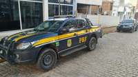PRF prende homem que apresentou documento falso de veículo em Bagé/RS