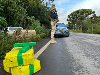 PRF intercepta caminhonete com mais de meia tonelada de maconha em Bom Jesus/RS