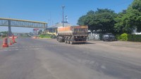 PRF flagra caminhões transitando com mais de 30 toneladas de excesso de peso na BR 116