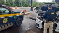 PRF prende receptador com carro clonado em Montenegro/RS