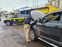 PRF prende dois homens em Caxias do Sul e recupera caminhonete clonada/RS