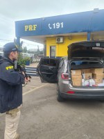 PRF prende casal e recupera veículo furtado andando com placas clonadas em Vacaria