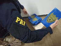 PRF prende traficante com mais de 10 kg de cocaína e de crack em Torres/RS