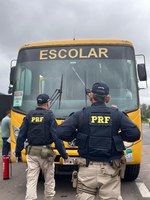 PRF encerra operação de fiscalização de transporte de passageiros em Osório/RS