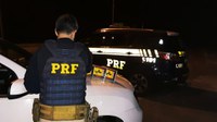 PRF prende casal de traficantes transportando cocaína em Pantano Grande