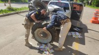 PRF prende contrabandista com agrotóxicos em pneus
