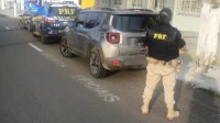 PRF prende criminoso levando carro para o Uruguai