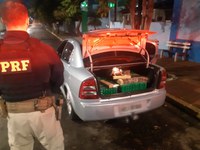 PRF prende traficante com quase 200 quilos de maconha no carro