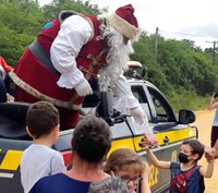 PRF realiza eventos de natal solidário na zona sul do estado