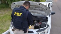 PRF recupera carro roubado e prende receptador