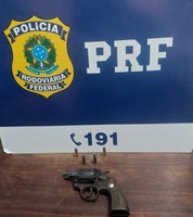 Em Porto Velho/RO, PRF apreende armas e munições