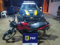 Em Porto Velho/RO, PRF recupera motocicleta roubada