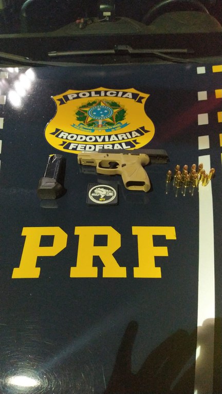 Em Porto Velho/RO, PRF apreende Pistola 9 mm