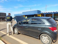 Em Vilhena/RO, PRF recupera carro adulterado