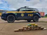 Em Porto Velho/RO, PRF apreende mais de 17 Kg de cloridrato de cocaína