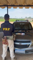 PRF recupera veículo roubado e apreende armas em Porto Velho/RO