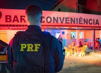 Em Rondônia, PRF prende mulher que favorecia a prostituição da sua própria irmã adolescente