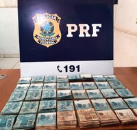 Em Guajará-Mirim/RO, PRF apreende grande quantidade de dinheiro em espécie