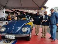 Fusca da PRF recebe premiação em evento na serra catarinense