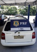 Carro furtado há cinco dias em Gaspar é recuperado na BR-280 em Rio Negrinho