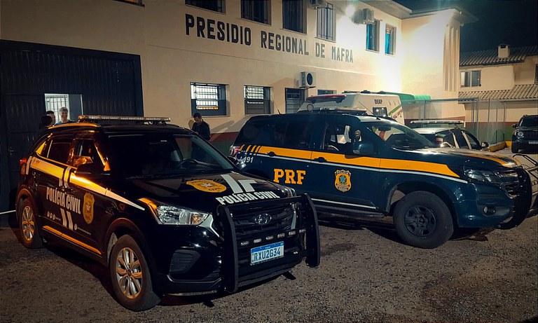 PRF prende acusado de integrar quadrilha de assalto a banco Polícia Rodoviária Federal