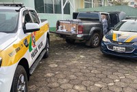 Ação conjunta PRF e PMRv apreende 25 mil maços de cigarros contrabandeados na BR-282 em Catanduvas