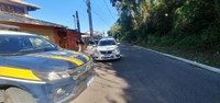 Carro furtado é recuperado em menos de 24 horas pela PRF em Biguaçu