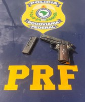 Homem com diversas passagens policiais é preso com pistola pronta para uso na BR-101, em Palhoça