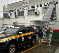 Homem procurado por estupro de vulnerável é preso na BR-282 em Lages