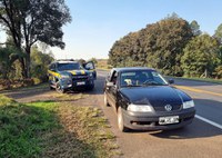 PRF recupera na BR 116 em Capão Alto carro furtado horas antes no Rio Grande do Sul