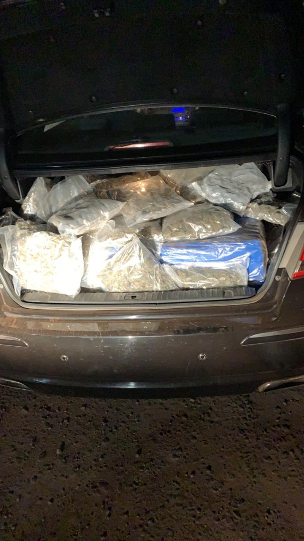 Prf Apreende Quase 240 Kg De Maconha E Skunk Na Br 282 Em Maravilha — Polícia Rodoviária Federal