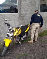 Motocicleta furtada em Lages é localizada na BR 282 em Bocaina do Sul